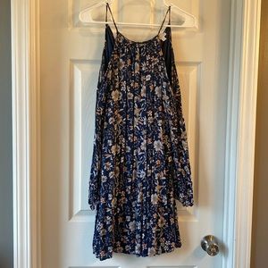Charming Charlie Blue Floral Cut Out Shoulder Long Sleeve Midi Dress - Medium